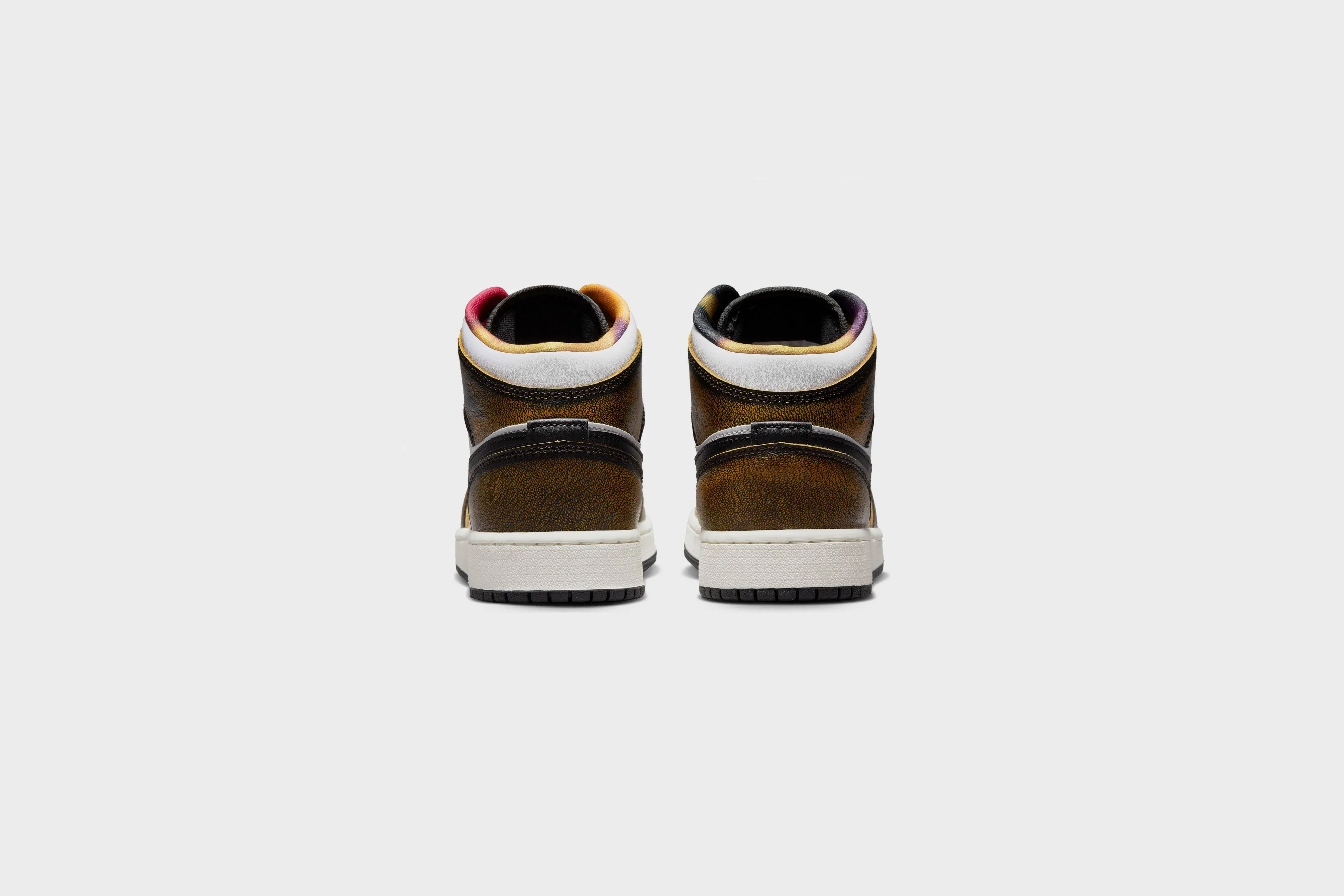 Air Jordan 1 Mid SE (GS) (Black/Taxi-White-Sail)