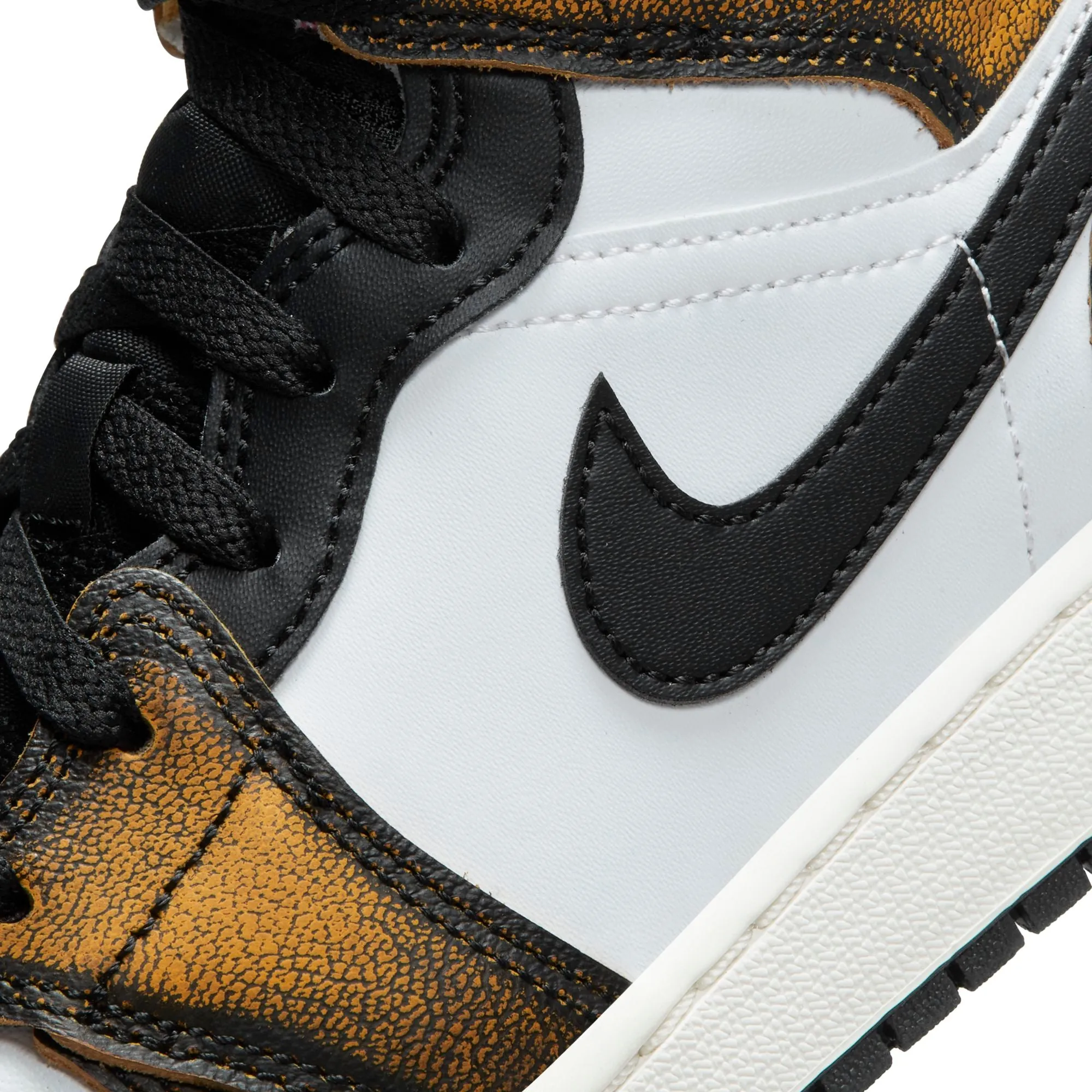 Air Jordan 1 Mid SE (GS) (Black/Taxi-White-Sail)