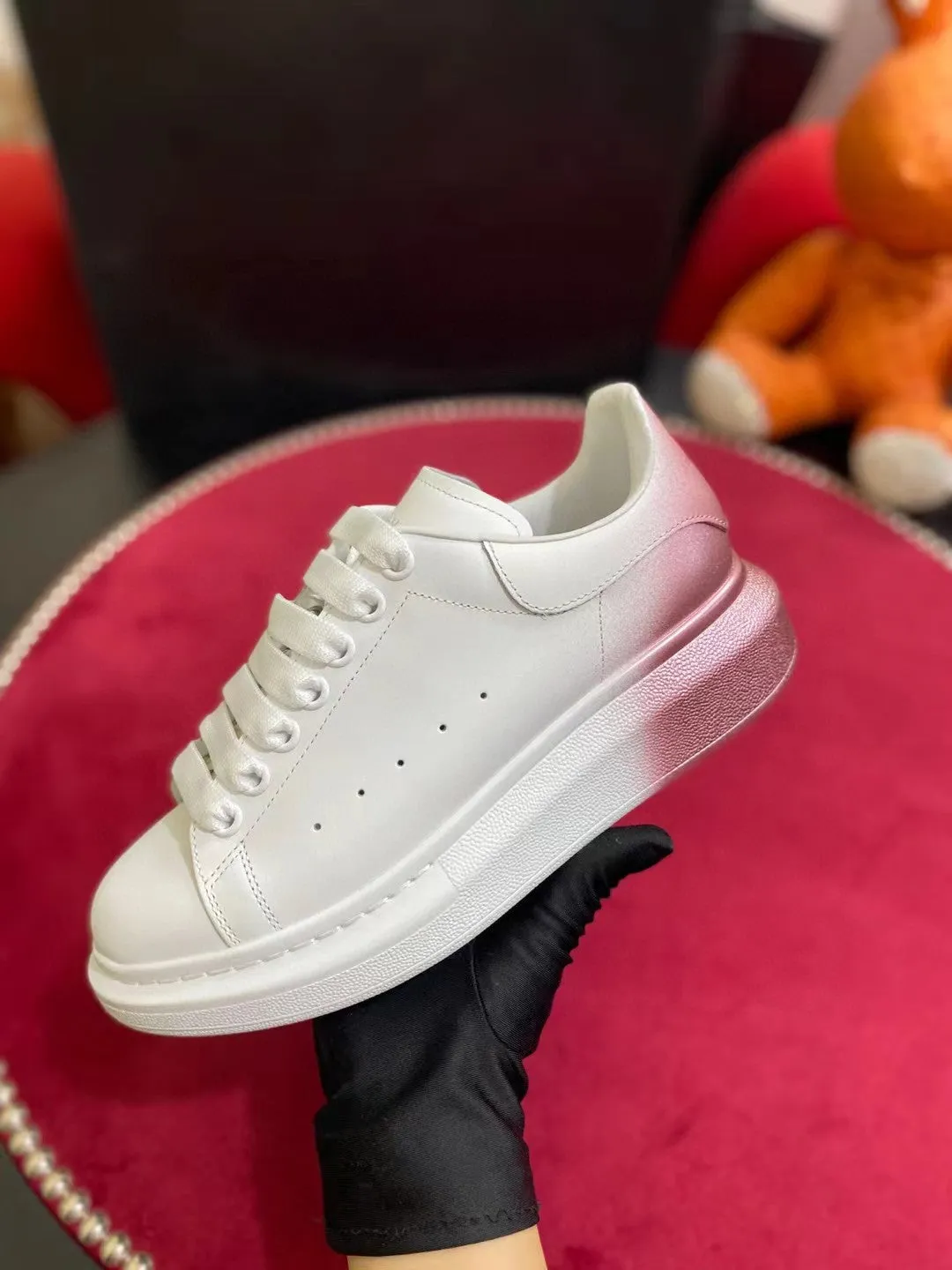 Mens Stylish Alexander McQueen Oversized White/Red Sneakers