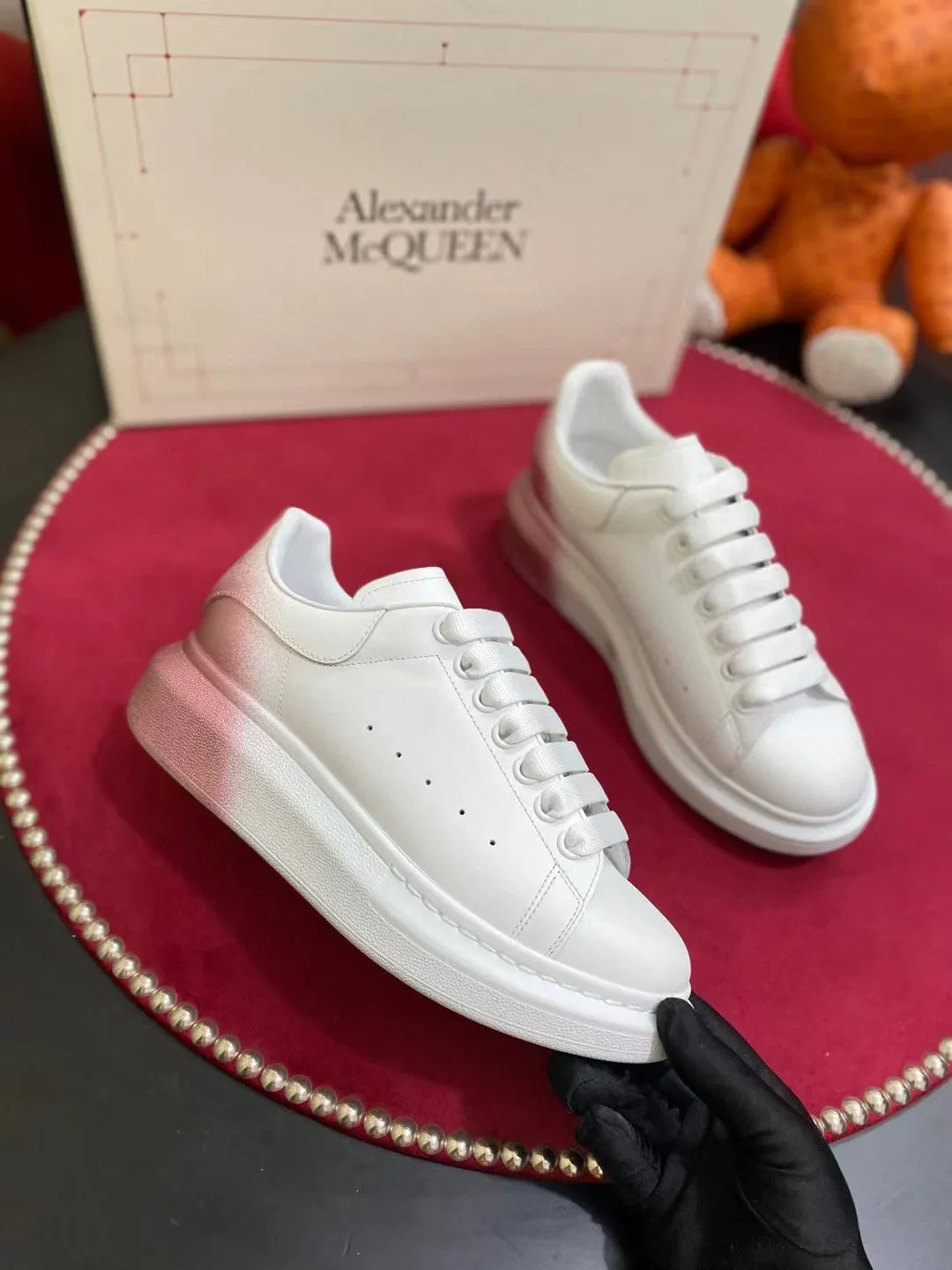 Mens Stylish Alexander McQueen Oversized White/Red Sneakers