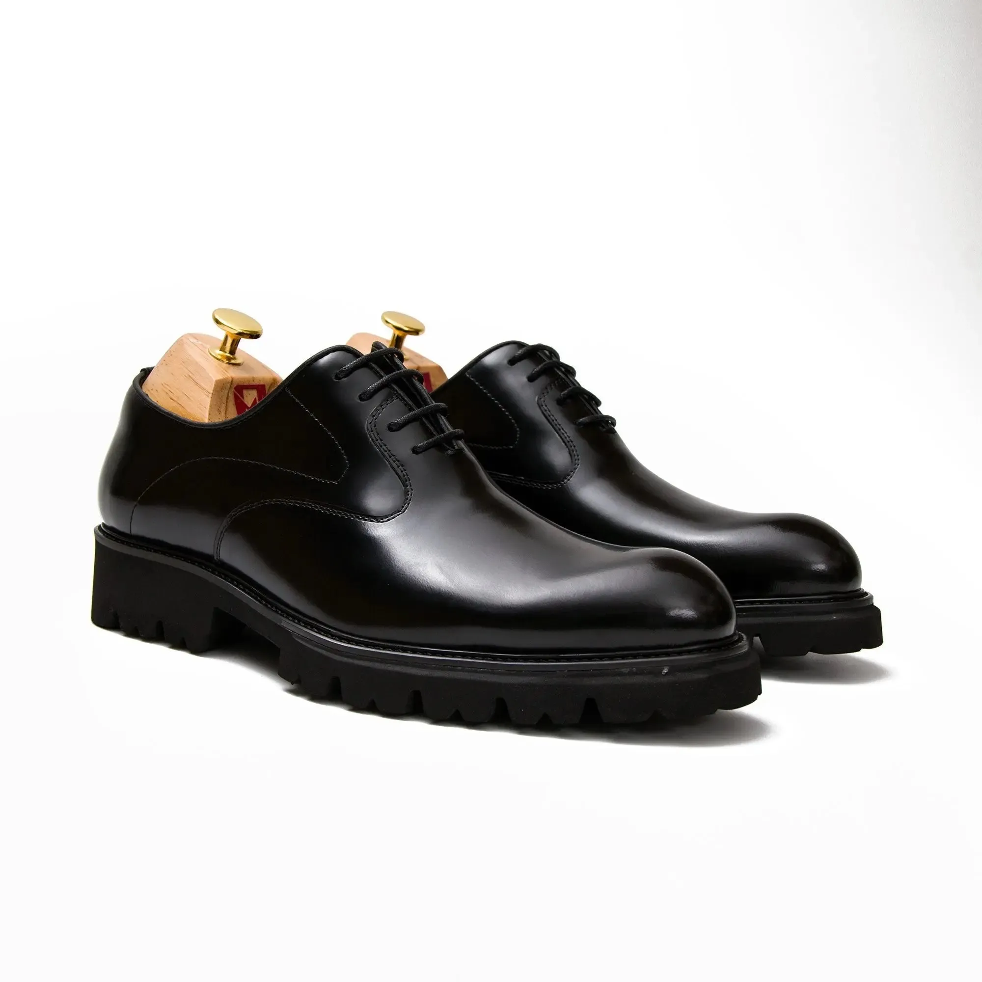 Black leather oxford shoes with rubber sole