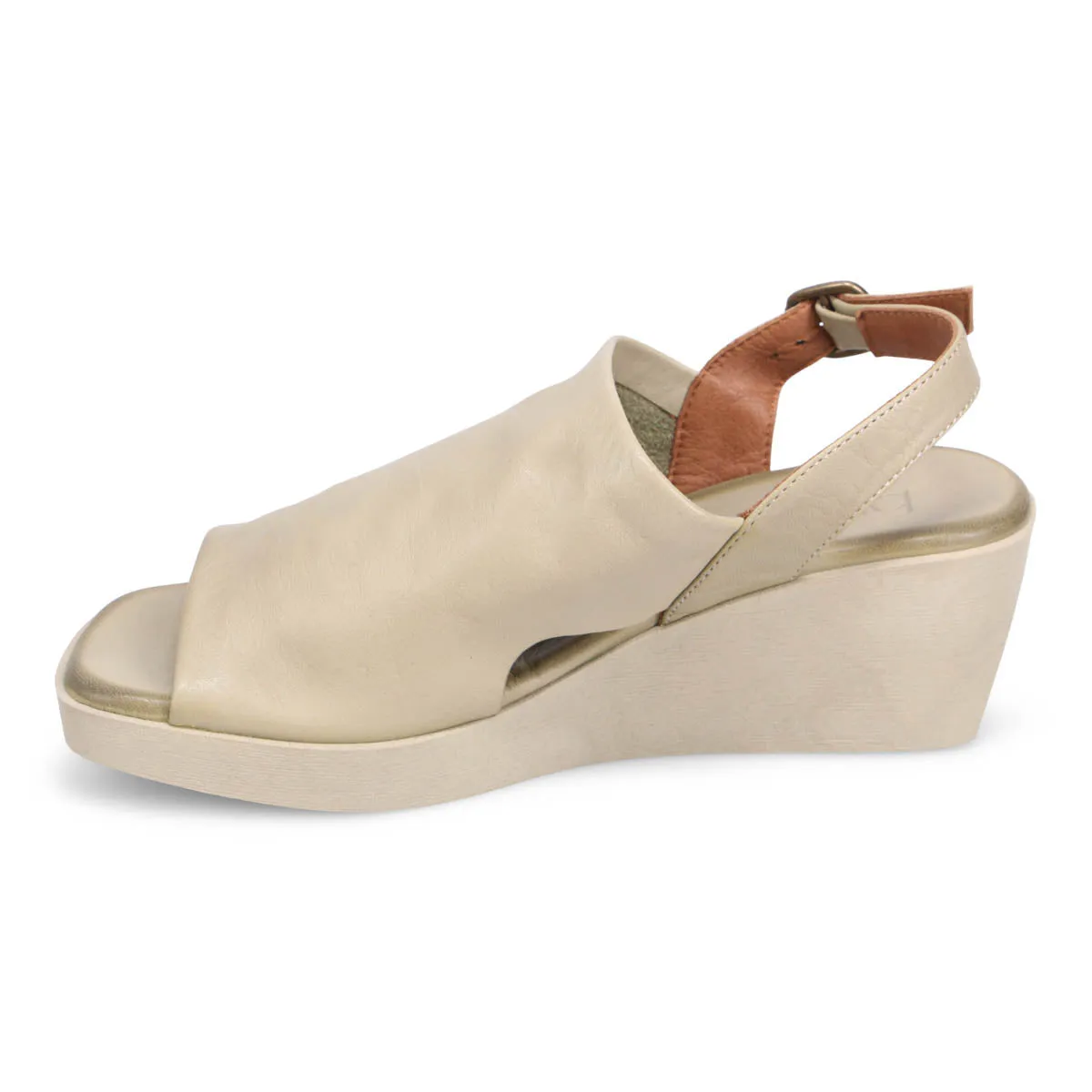 Flynn Slingback Wedge