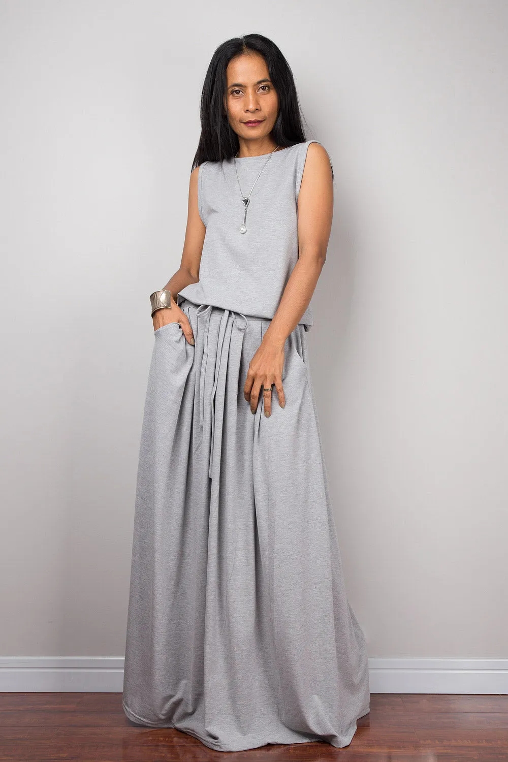 Maxi Dress -  Sleeveless Light Grey dress : Autumn Thrills Collection No.9s   (New Arrival)