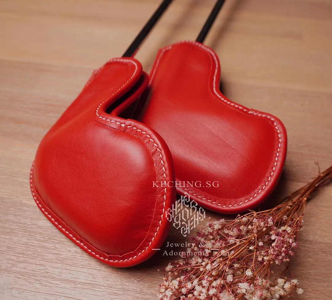 Personalized custom leather golf club head covers red